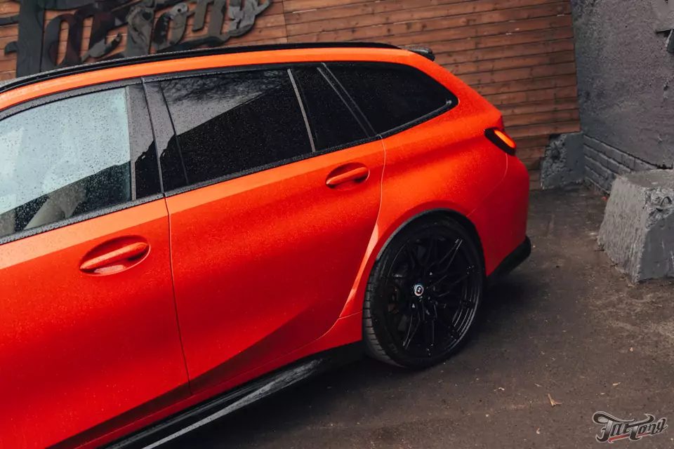 BMW M3 Competition: шиномонтаж с адаптацией и мойка подвески после зимы — как это делаем в Fat Tony